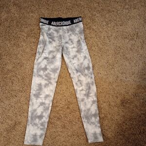 abercrombie kids Gray and White Tie-Dye Leggings